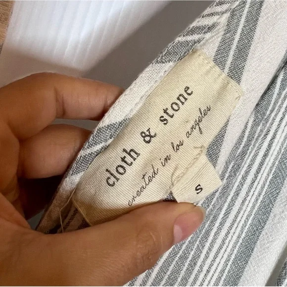 CLOTH & STONE Linen Blend Stripped Jumpsuit. Size Small - Picture 7 of 8